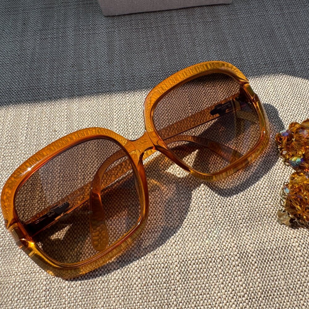 Vintage 1980's Golden Ochre Terri Brogan Sunglasses Ombre Lenses